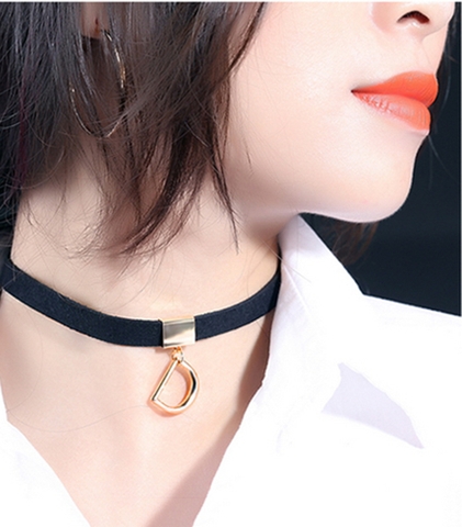 Vòng cổ choker chữ D VC02