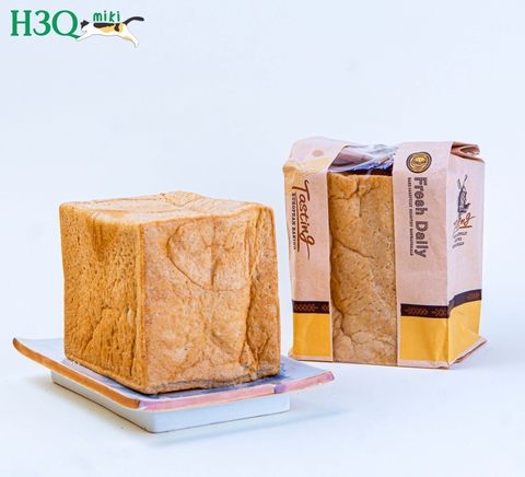 Bánh mì nguyên cám H3Q Miki 380g SX từ bột mì hữu cơ Mỹ & bơ New Zealand