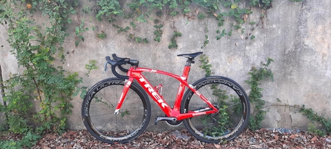 Road TREK MADONE team issue limited.USA