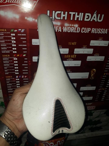 YÊN Selle italia SLR CACBON