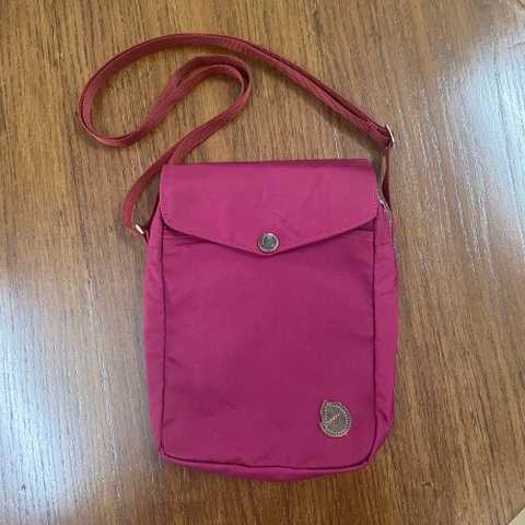 Fjallraven Greenland Pocket Plum