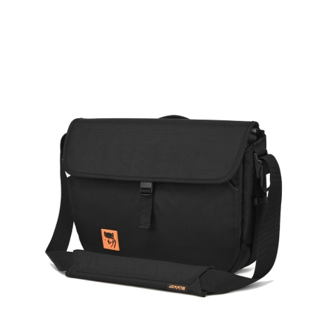 Túi đeo chéo Mikkor The Mina Laptop Bag 14 Inch Black