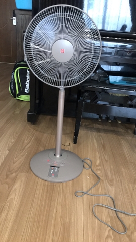 Quạt lửng có điều khiển KDK N30NH