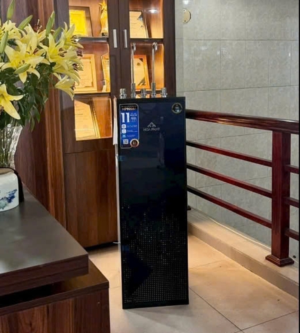 (Miễn phí lắp đặt + Tặng kèm lõi thô) Máy lọc nước nóng lạnh Hòa Phát HPN666 - Lạnh Block - 11 lõi đúc liền - Công suất 20 lít/giờ