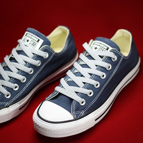 Converse classic thấp cổ vải xanh navy (hai phiên bản) CTVX020