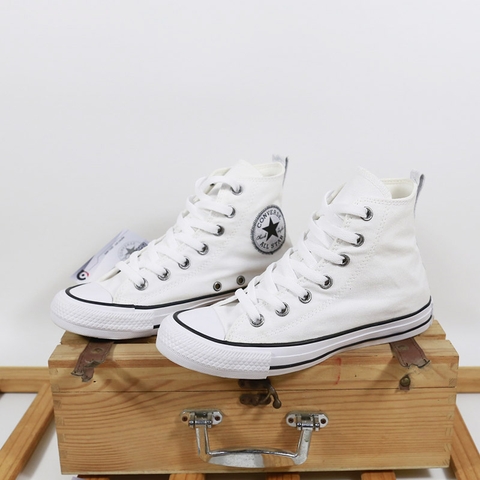 Giày Converse classic cao cổ vải trắng CCVT085