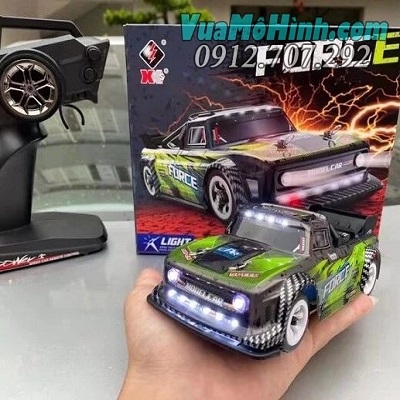 Mô hình ô tô điều khiển từ xa Wltoys 284131 drift 1/28 model car RC tốc độ 30km/h khung bánh răng kim loại có đèn nền