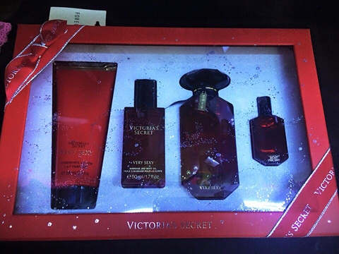 GiftSet Victoria's Secret Very Sexy