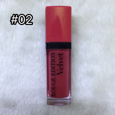 Bourjois Velvet - 02 Frambourjoise