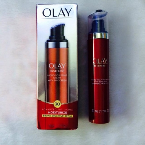 Kem Dưỡng Chống Lão Hóa Olay Regenerist SPF30