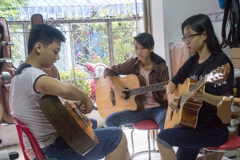 Lớp Guitar đệm hát căn bản khóa IV năm 2019 || Nhạc cụ miền tây