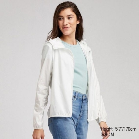 ÁO DÙ CHỐNG NẮNG CHỐNG GIÓ UNIQLO 2019