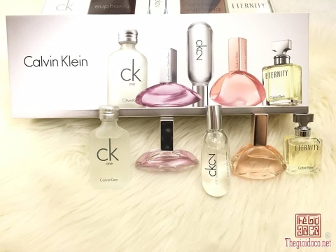 Set nước hoa nữ mini CK Deluxe Travel 5 chai