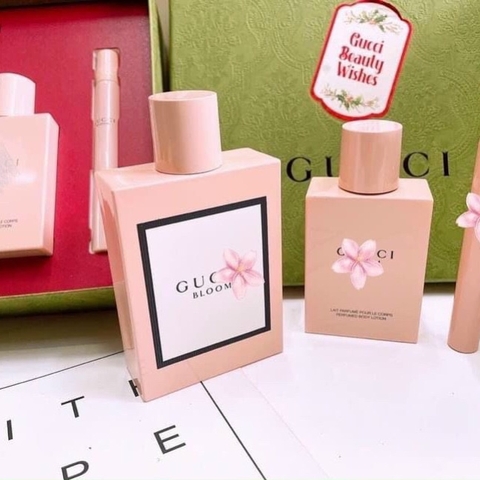 SET NƯỚC HOA GUCCI BLOOM GIFT SET EDP 100ml + 1 DƯỠNG THỂ + 1  MINI