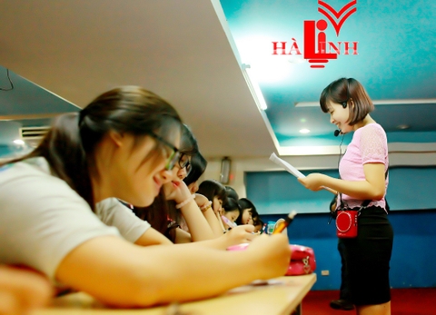 GIẢNG VIÊN CHÍNH-THẠC SỸ KHƯƠNG HÀ LINH - GV KHOA TIẾNG ANH ĐHNN-ĐHQG HN-