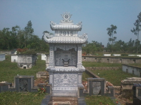 Lăng thờ đá 31