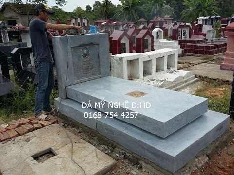 Mộ đá khối 26 mộ đá khối 26