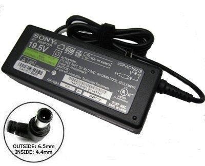 Sạc laptop sony vaio VPC-EG38EC/P