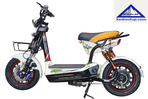 Xe máy điện M133S phù hợp với lứa tuổi học sinh