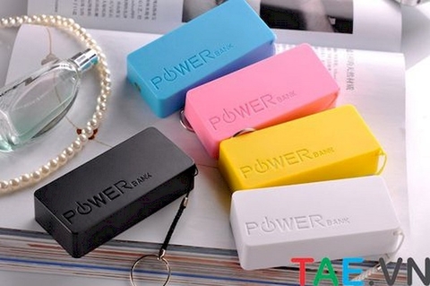 Hộp Sạc Pin Dự Phòng 2 Pin Power Bank Chưa Pin