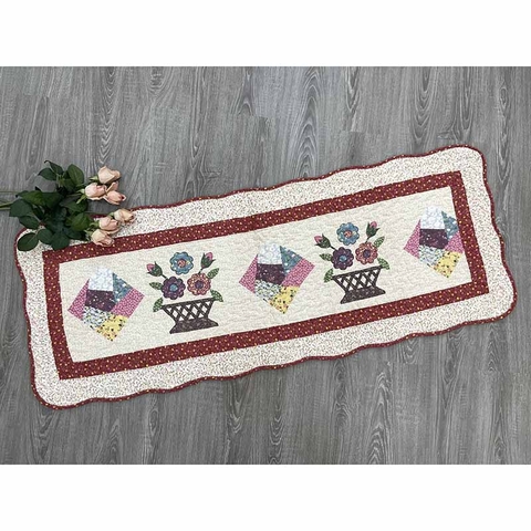 Thảm dài - giỏ hoa & ô vuông sắc màu - viền đỏ hoa nhí - TDA54503