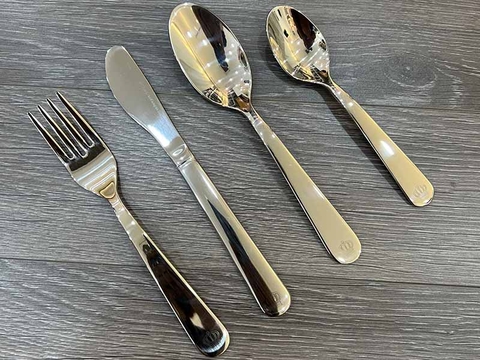 Set dao, nĩa muỗng 4 món cho bé Royal va Kempen & Begger - MBY001