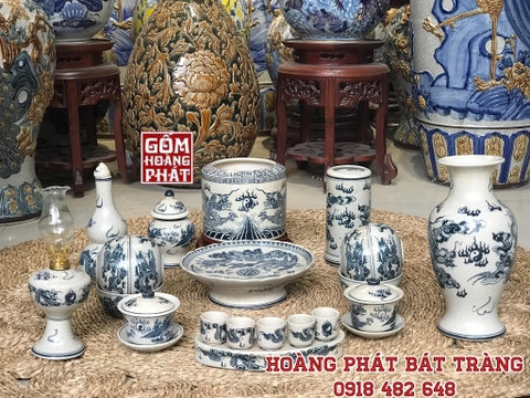 Ban thờ có 5 bát hương được sắp xếp nào cho đúng