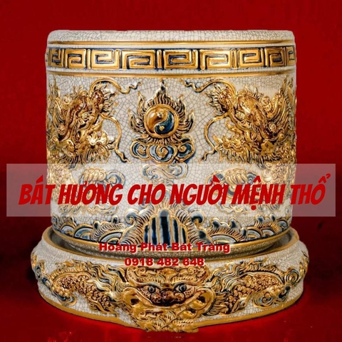 Mệnh Thổ chọn bát hương màu gì? Chọn bát hương cho người mệnh Thổ hợp phong thủy