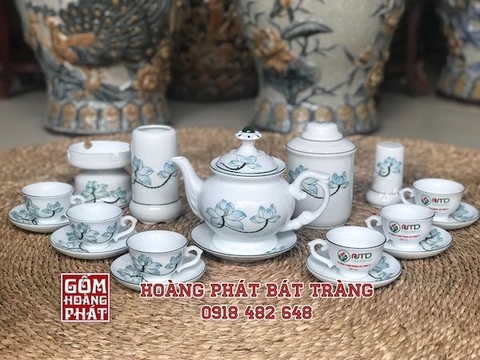 Mua sản phẩm quà tặng gốm sứ Bát Tràng ý nghĩa