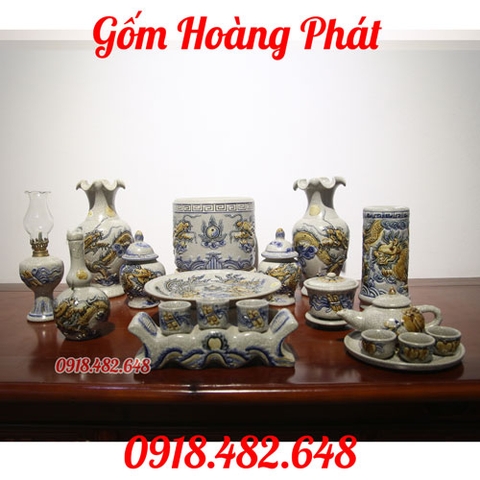 Bộ đồ thờ men rạn đắp nổi rồng cho ban thờ thần tài DTR006