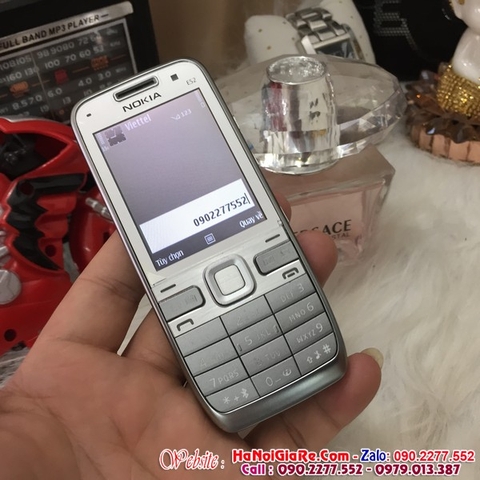 Điện Thoại Cũ Giá Rẻ Nokia E52 Màu Xám Chính Hãng