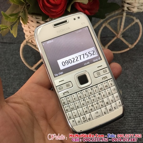 Điện Thoại Cũ Giá Rẻ Nokia E72 Màu Trắng Chính Hãng