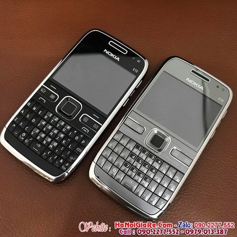 Điện Thoại Cũ Giá Rẻ Nokia E72 Màu Đen Chính Hãng