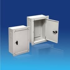 Tủ điện SINO vỏ kim loại CKR2 450x300x150mm (loại nắp âm)