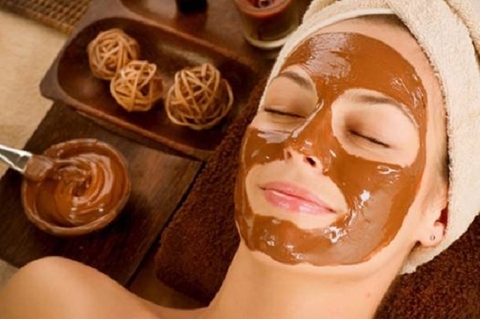 Trị nám, trắng da với nguyên liệu dân dã – đậu phộng