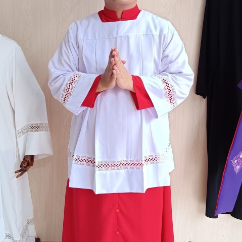 Áo Giúp Lễ Công Giáo Có Ren