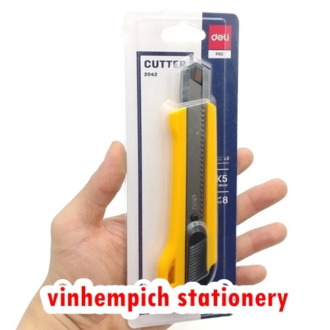 Dao trổ Deli 2042- 18mm siêu sắc siêu bền
