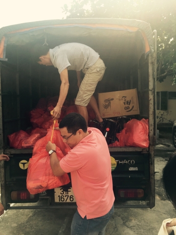 CSR Activities - Charity in Tan Lac, Hoa Binh