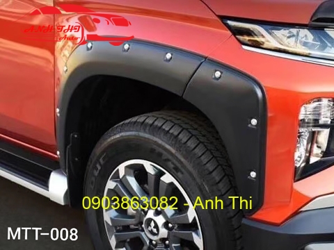 CUA LỐP THEO XE MITSUBISHI TRITON 2019 CÓ ĐINH