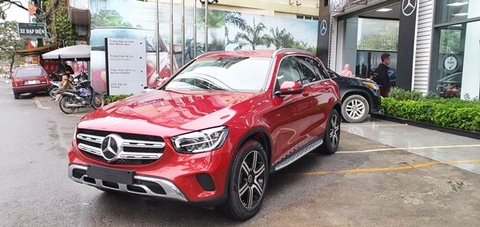 Giá xe Mercedes GLC 200 4Matic 2021 lăn bánh tại Hà Nội, Sài Gòn và Tỉnh