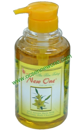 Sữa tắm trắng da tinh chất Hoa Ly New One Linh Chi (800ml)-NW042 