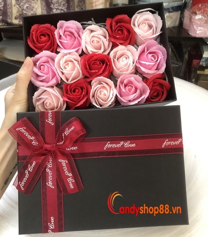 Set hộp quà hoa hồng sáp thơm 15 bông