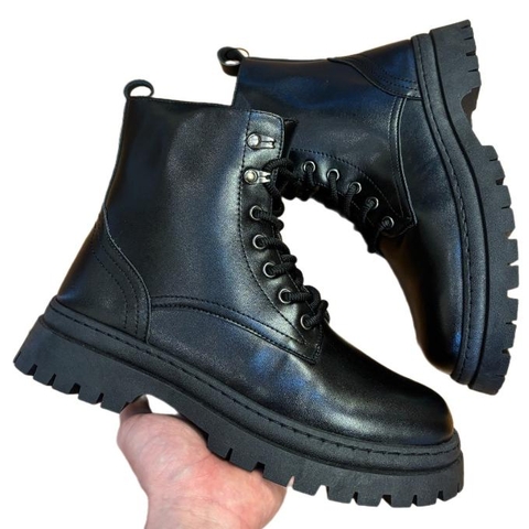 Giày Boot Nam Martin Boots Đế Cao Tôn Dáng Dây Cặp Phối Màu Cực Chất GN461 (TẶNG KÈM DÂY ĐEN)