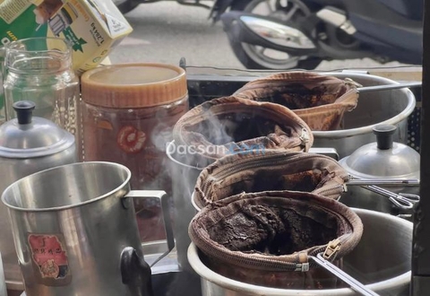 Cà phê vợt Sài Gòn – Hương vị xưa khó quên