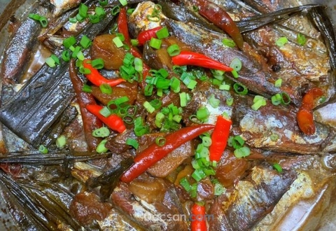 Cách làm món cá nục kho rệu ăn bánh mì, cơm, bún ngon bá cháy