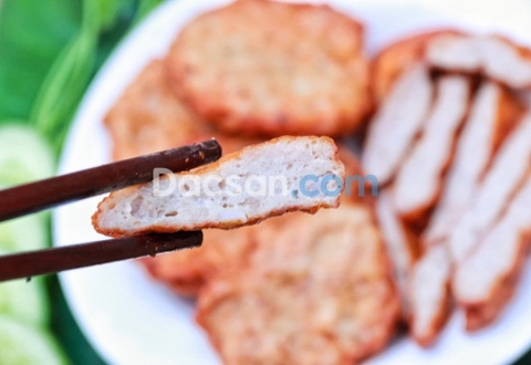 Bữa sáng hấp dẫn với món bún chả sụn thơm ngon