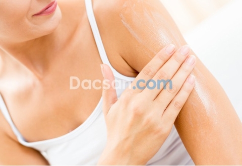 Cách làm đẹp da đơn giản và hiệu quả với dầu dừa