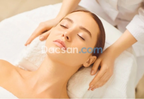 Các lý do để bắt đầu đưa dầu dừa lên mặt và da của bạn