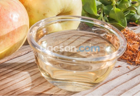 Mách bạn tác dụng tuyệt vời của giấm táo mèo đối với da