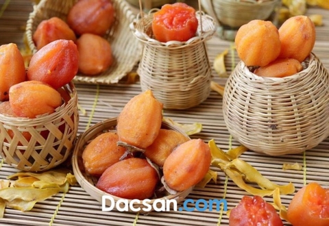 Đặc sản vùng miền trong giỏ quà Tết 2025 cao cấp